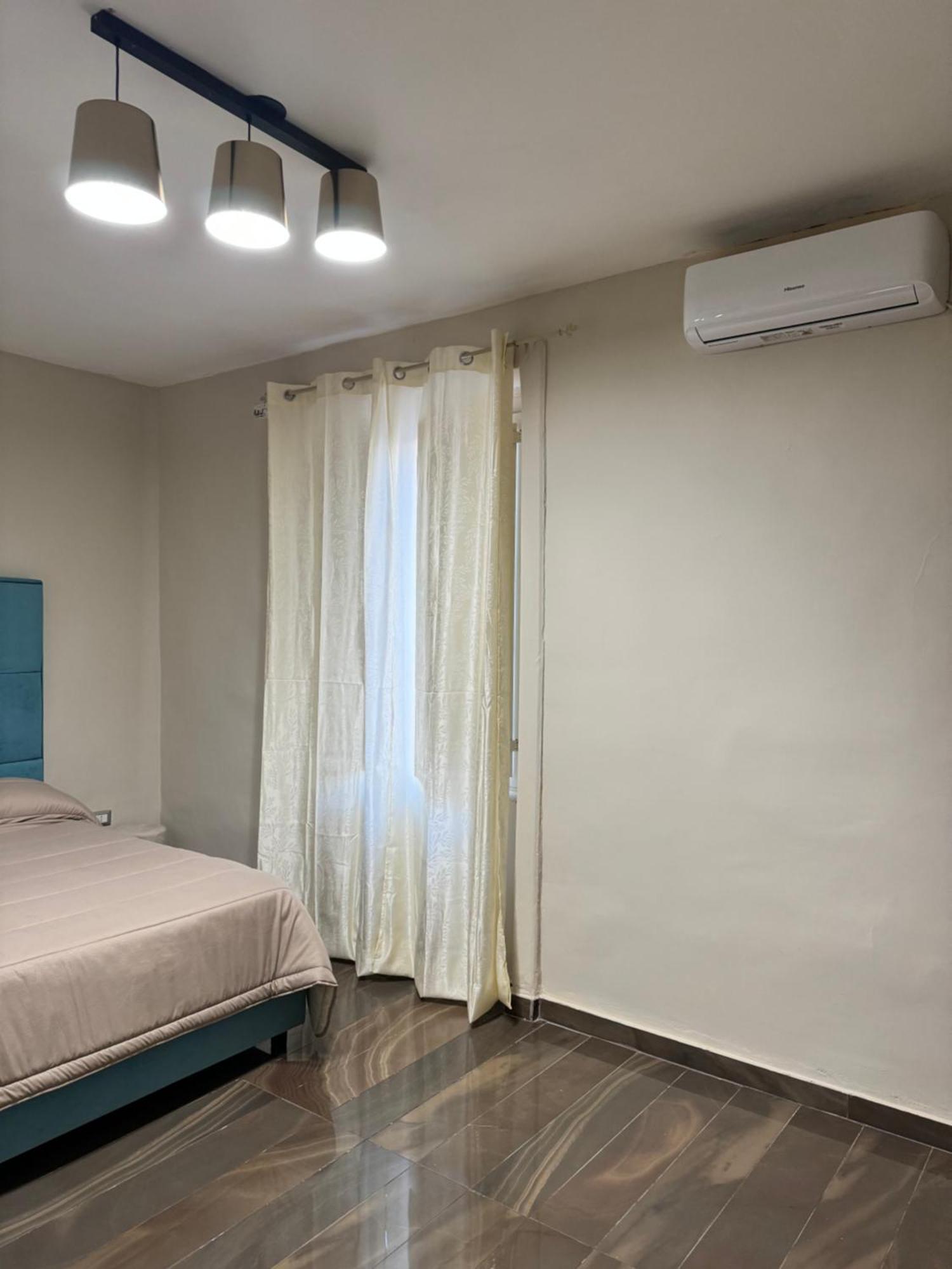 Room Station Giulia Napoli Dış mekan fotoğraf