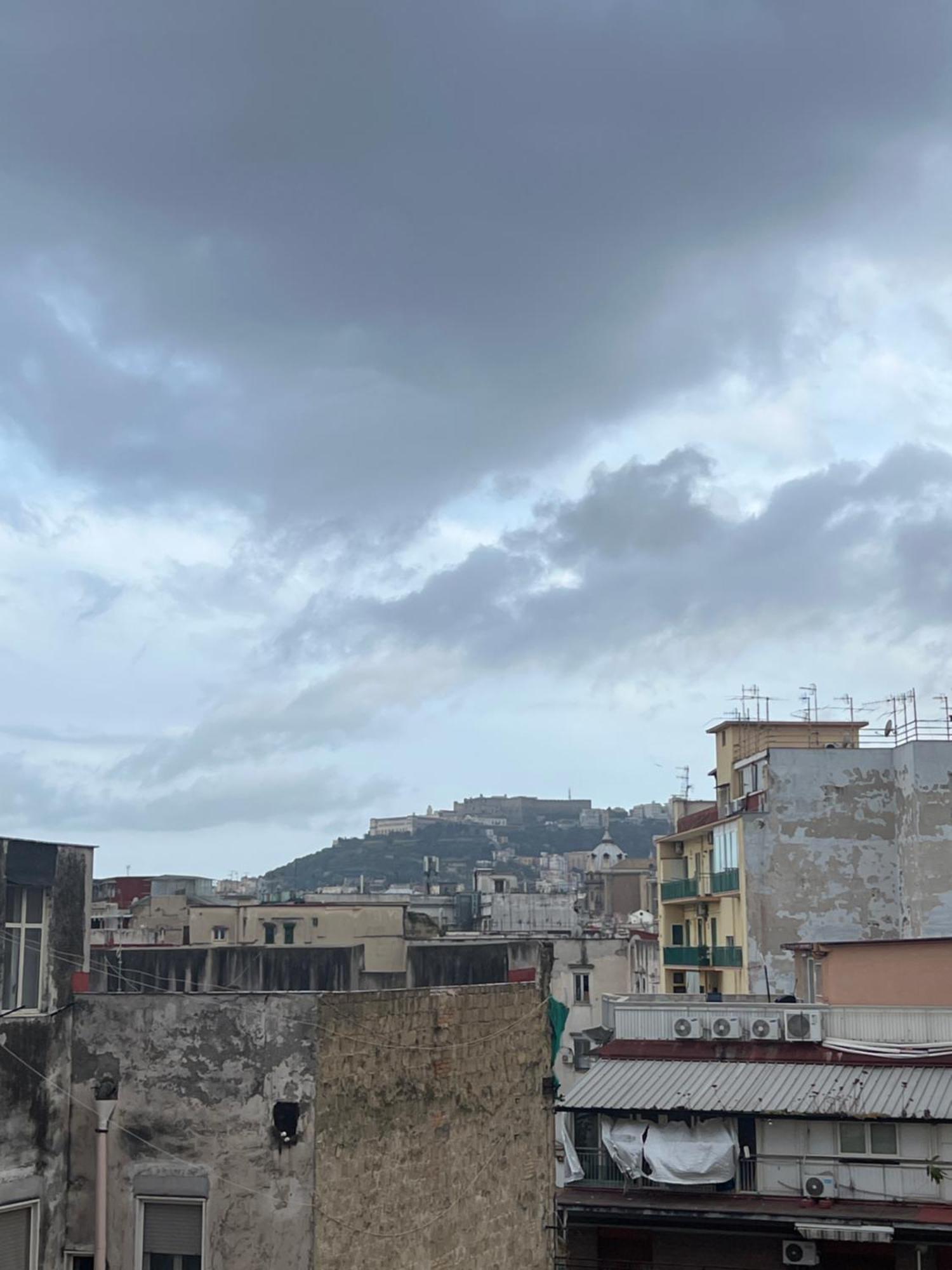 Room Station Giulia Napoli Dış mekan fotoğraf
