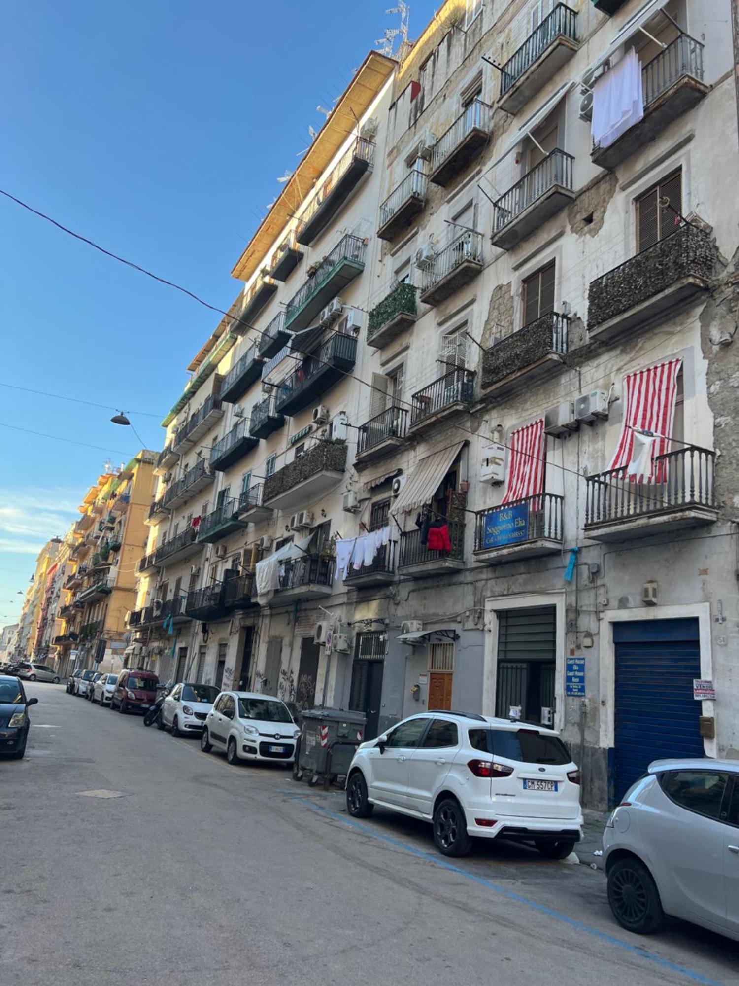 Room Station Giulia Napoli Dış mekan fotoğraf