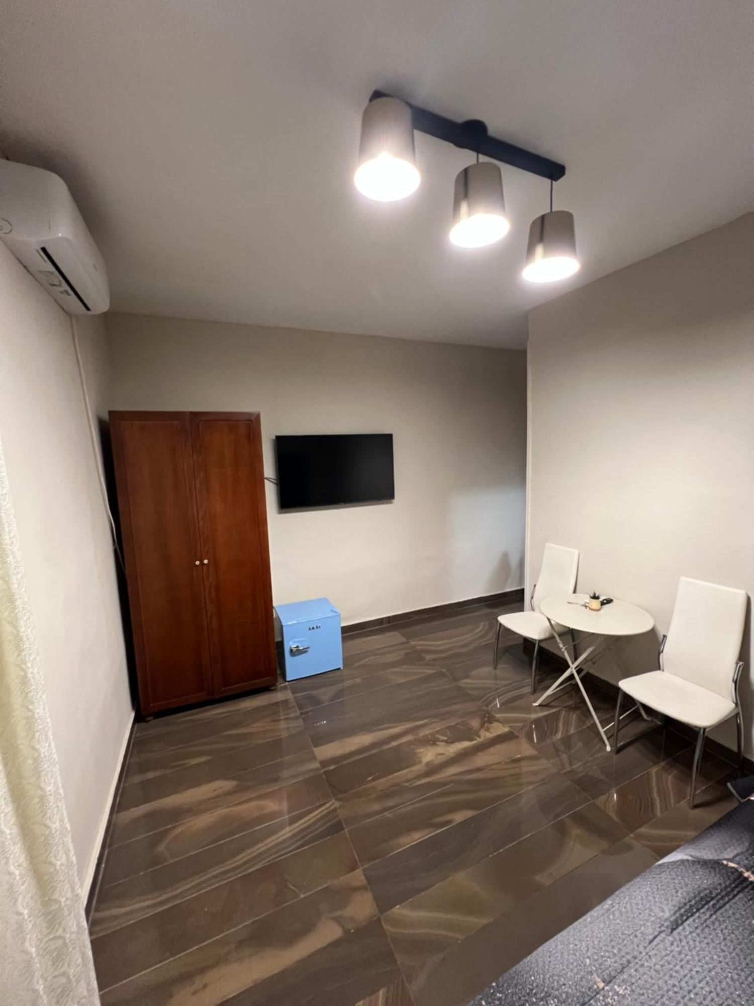 Room Station Giulia Napoli Dış mekan fotoğraf