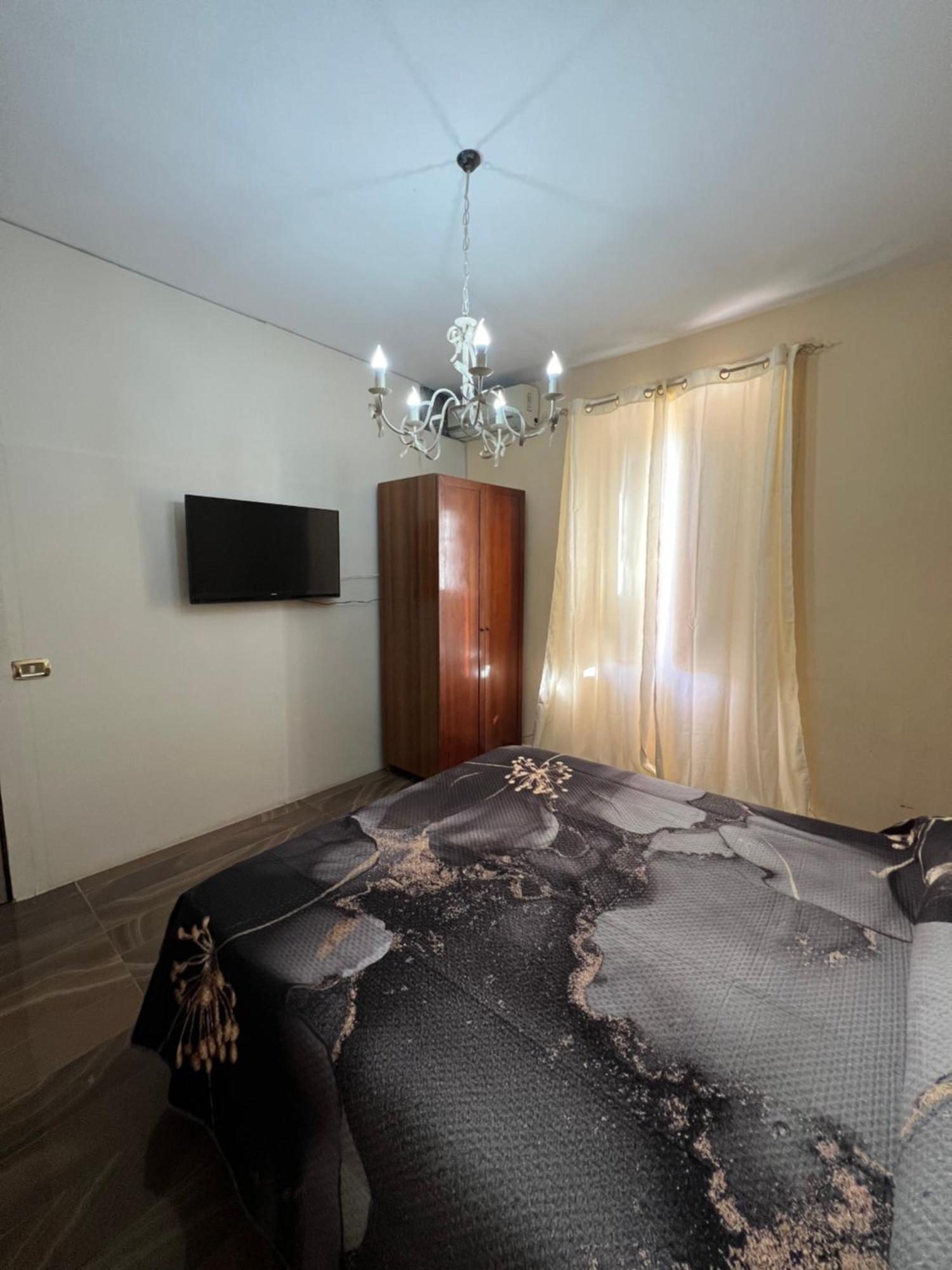 Room Station Giulia Napoli Dış mekan fotoğraf