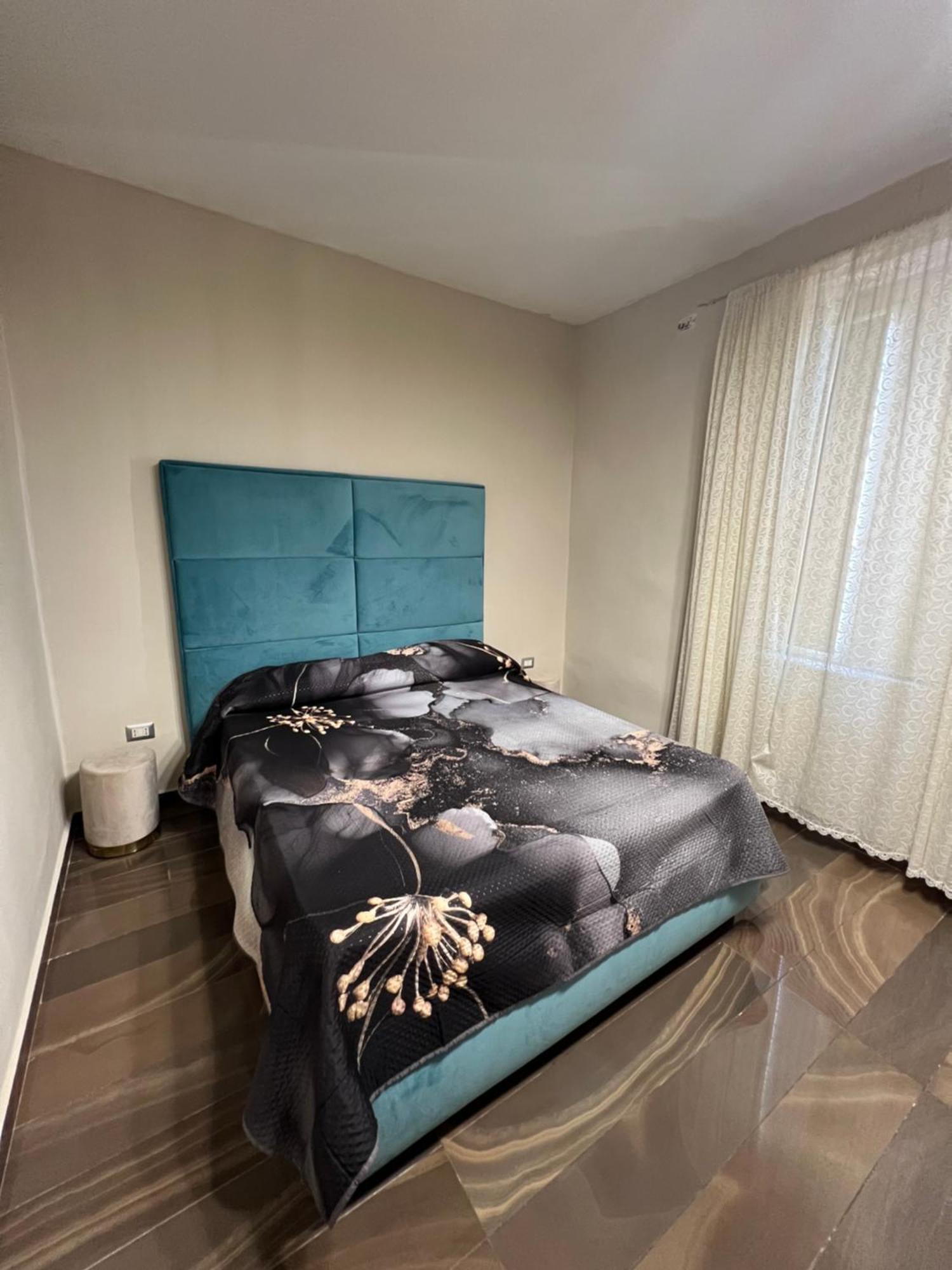 Room Station Giulia Napoli Dış mekan fotoğraf